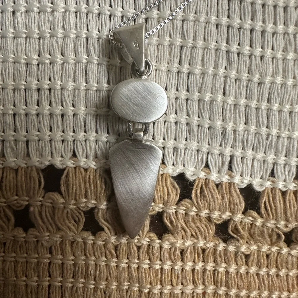 Double Black Stone and Sterling Silver Pendant Necklace on Silver Chain - Picture 7 of 9